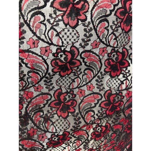 Secret Treasures Women’s Plus Black & Red Floral Lace Lingerie/Sleepwear Size 2X - Picture 7 of 10